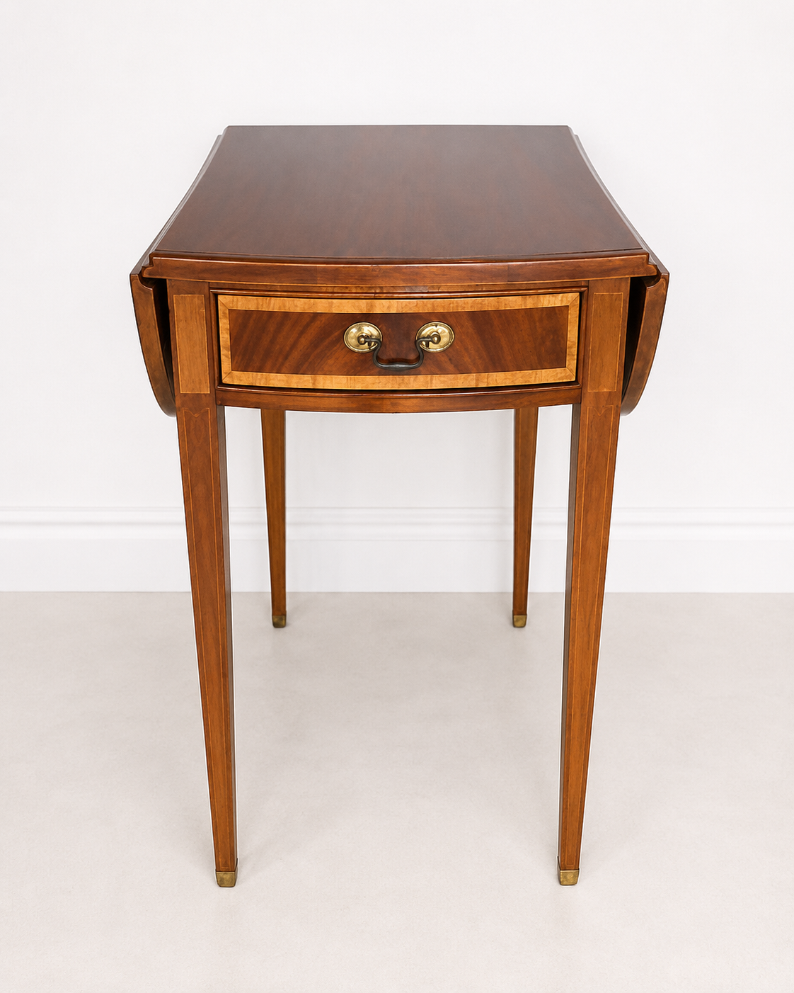 Cesar & Eugênia Antiquário